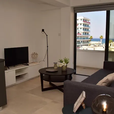 Apartment Georgia Court & Seaview