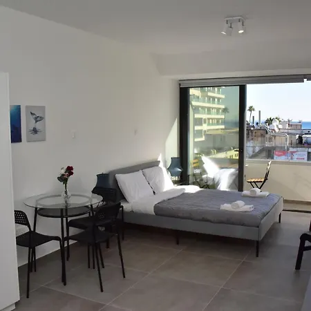 Apartment Georgia Court & Seaview Larnaca
